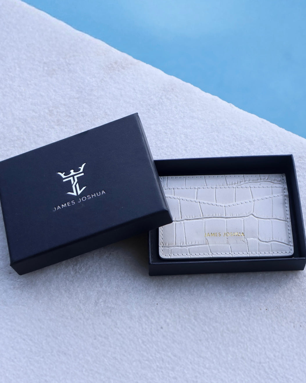 CROC LEATHER CARDHOLDER - ARTIC WHITE