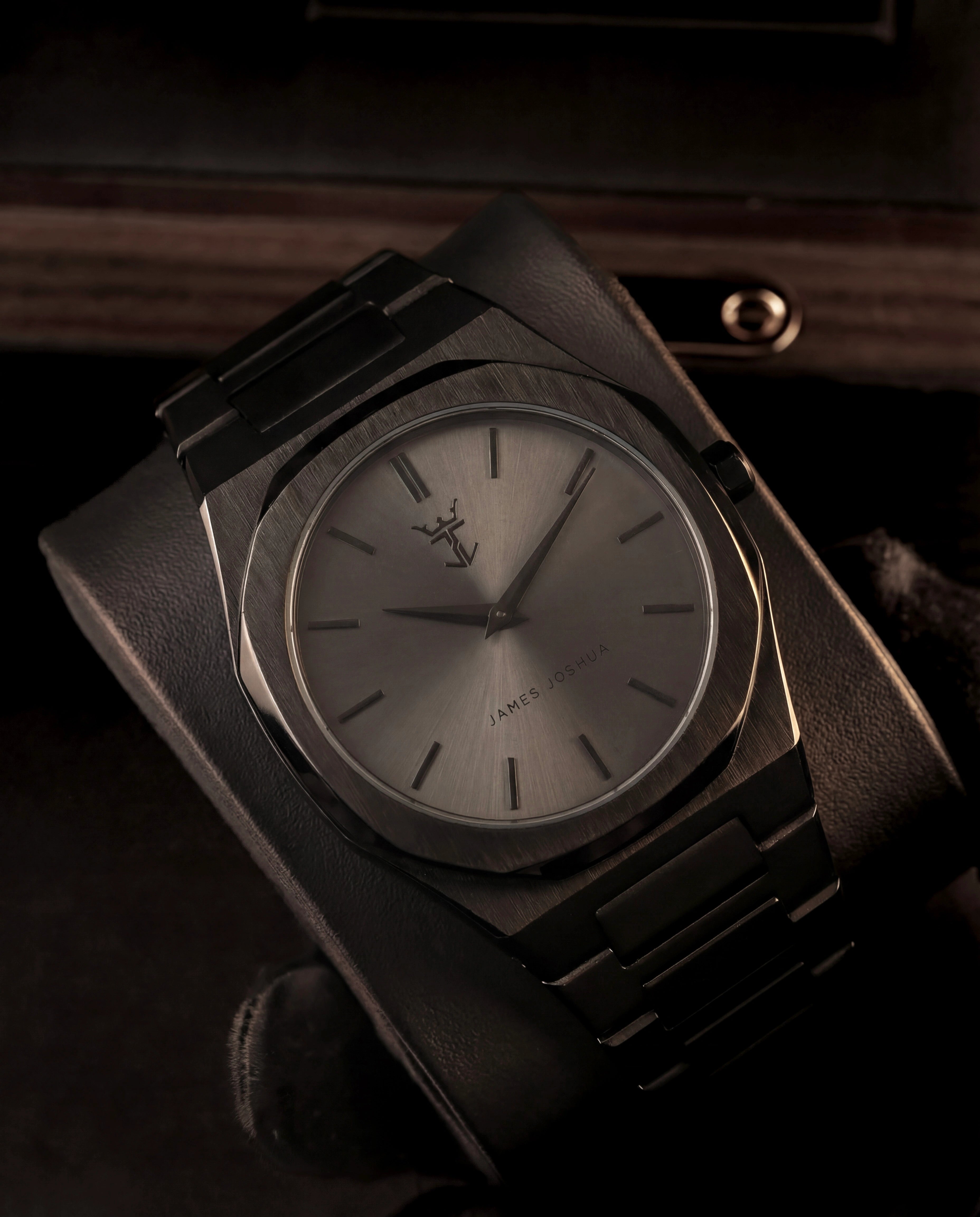 PRESTIGE - DARK KNIGHT BLACK